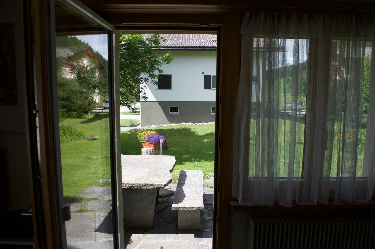 Ferienhaus Wanner Splügen Esterno foto